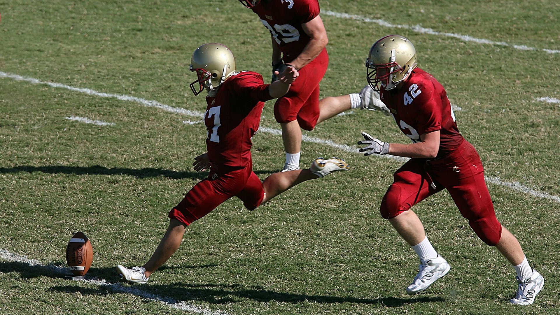 jiuyou游戏-【状态起伏】球员连续多场发挥不佳的原因，连续进球场次最多的球员